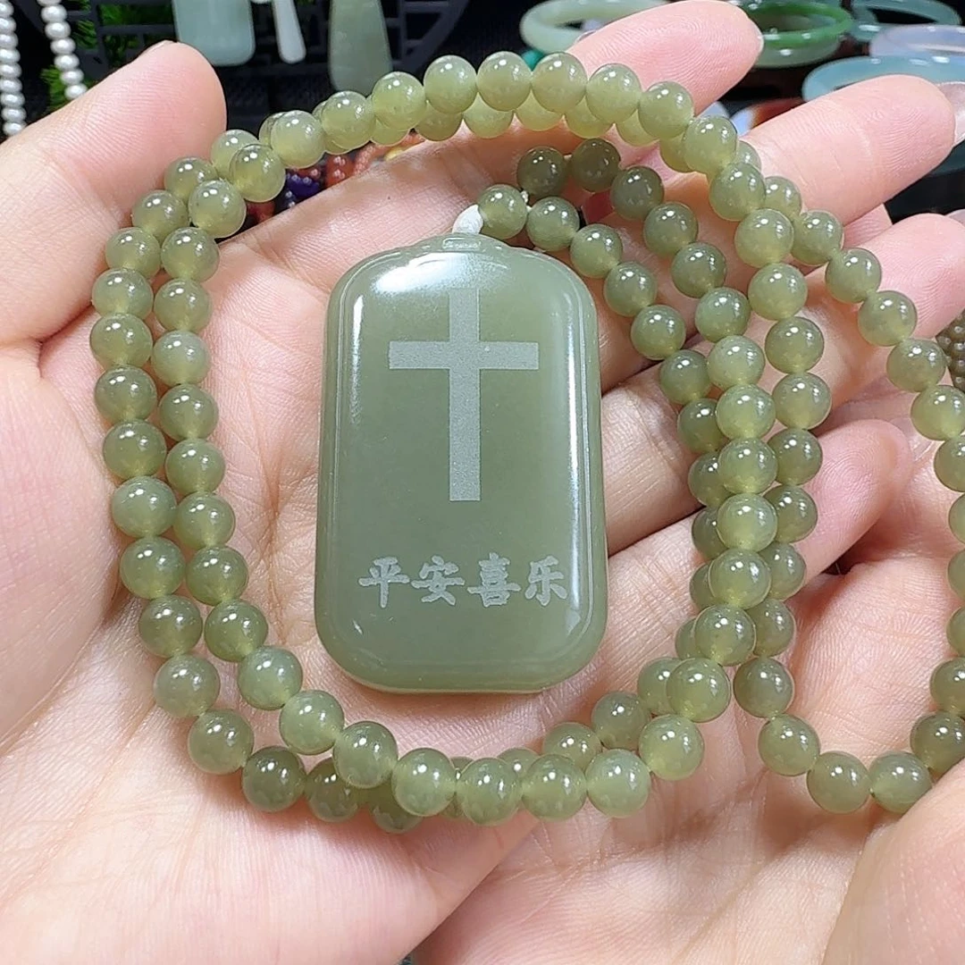 颈饰未镶嵌和田玉