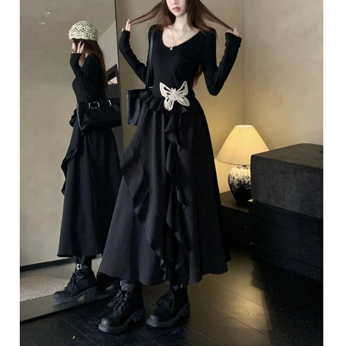 大码胖mm赫本风黑色连衣裙女显瘦设计感不规则春秋高级感复古长裙