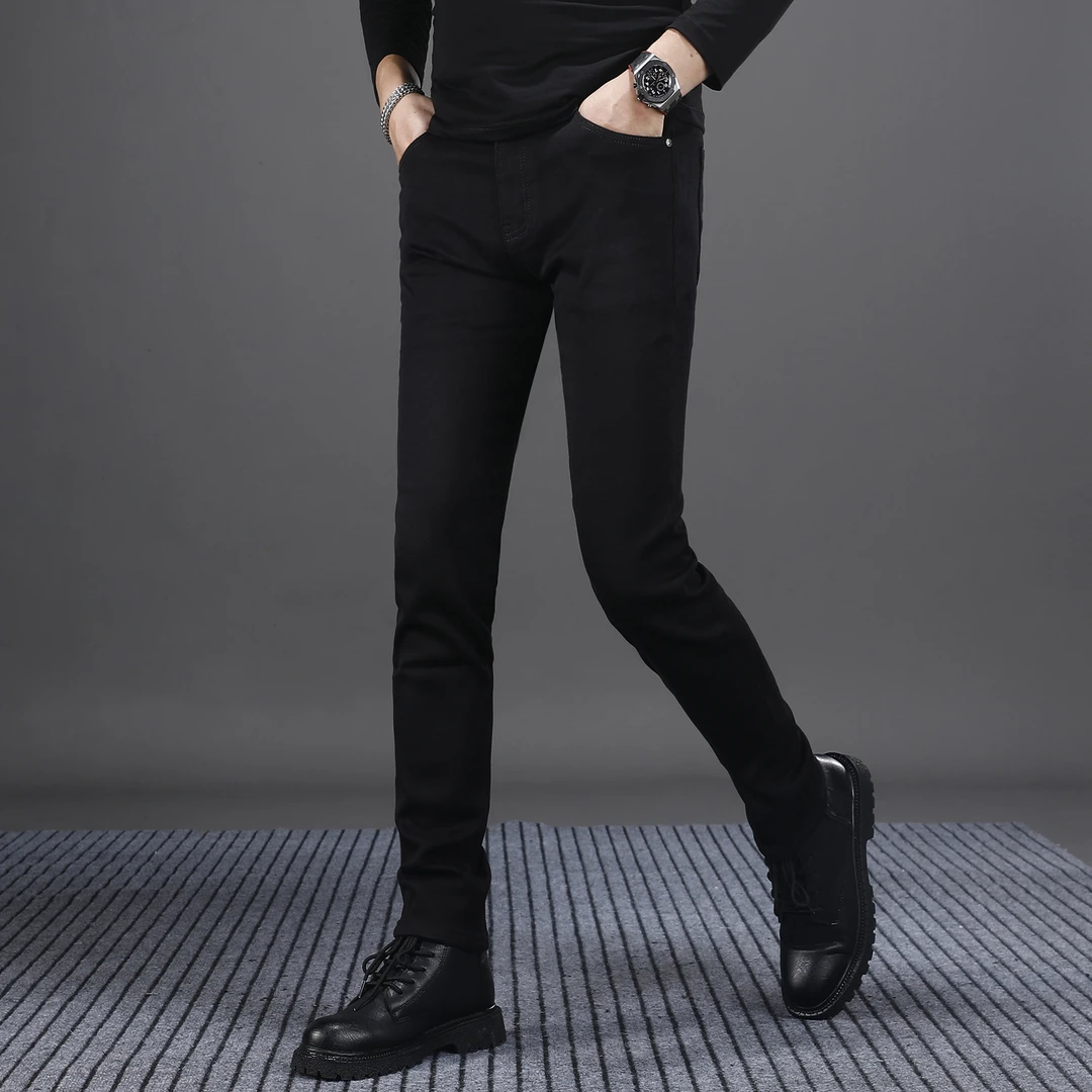 高端纯黑色牛仔裤男款2025新款修身小脚水洗弹力男士裤子长裤秋季