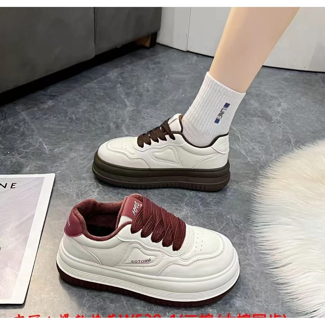 冬新款加绒保暖圆头轻便百搭舒适休闲板鞋W539-2(加绒)