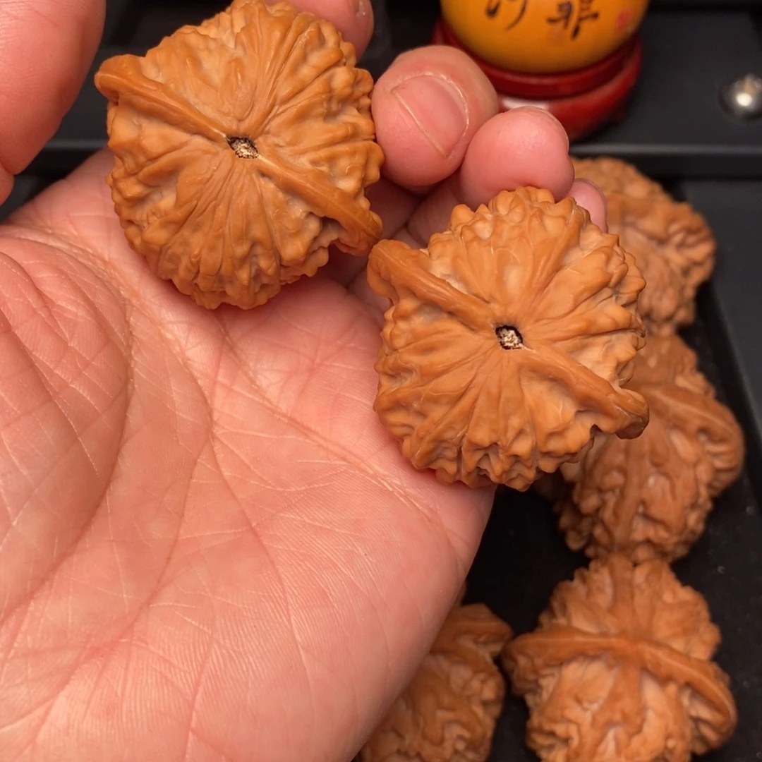 文玩核桃吊坠B****灭红貔恘