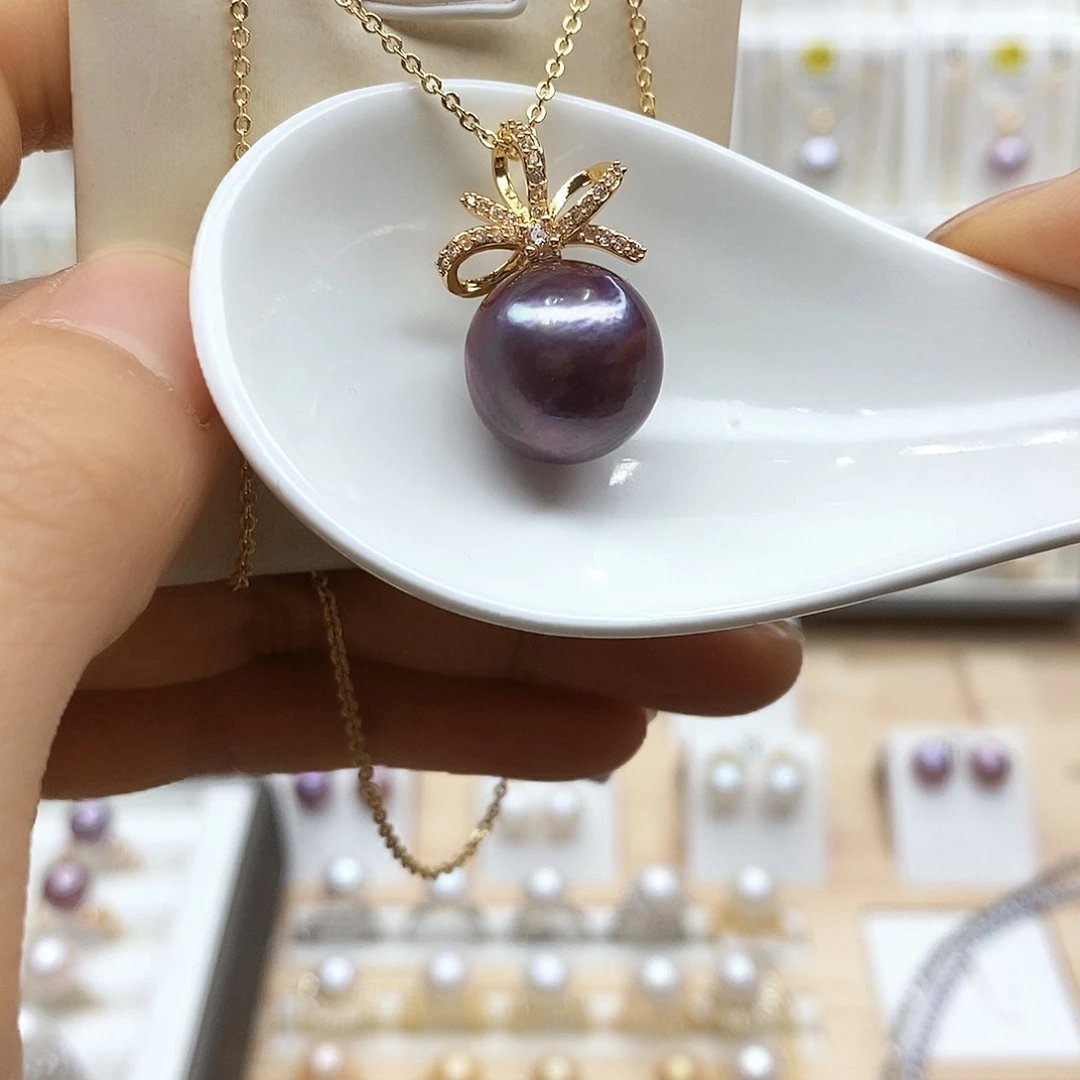 淡水珍珠颈饰合金