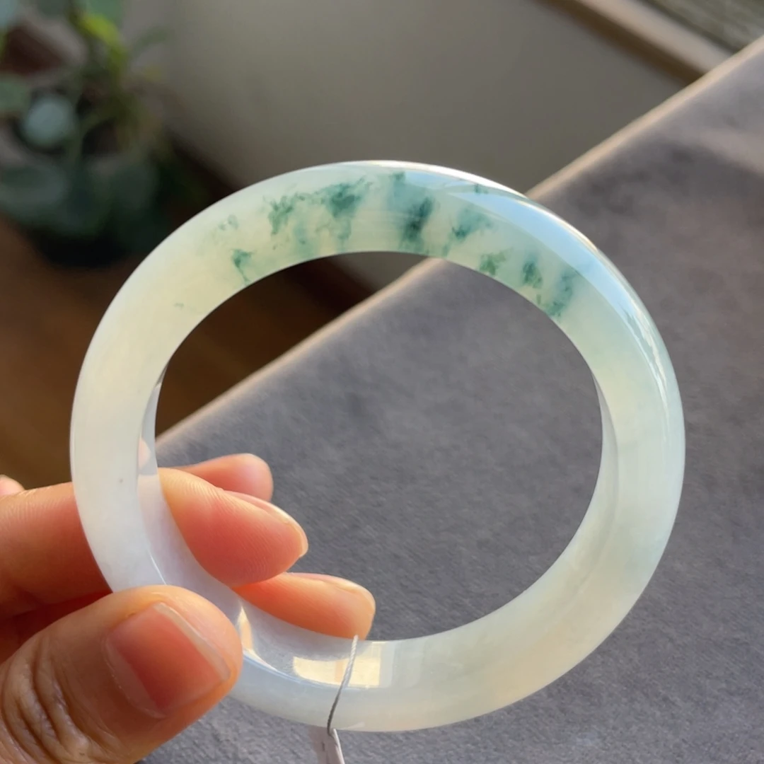 翡翠未镶嵌手镯糯冰飘花