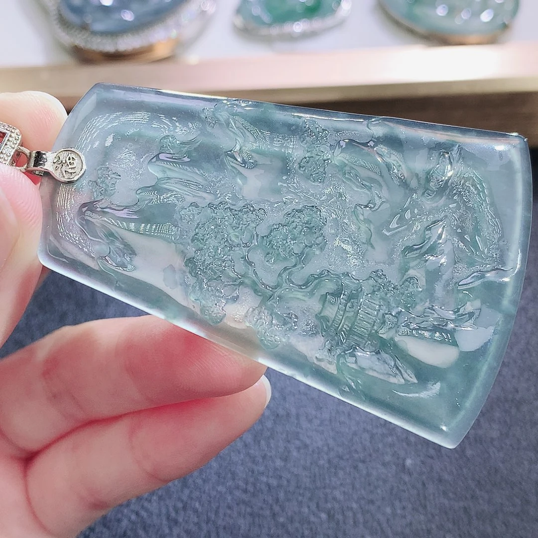 翡翠未镶嵌颈饰翡翠