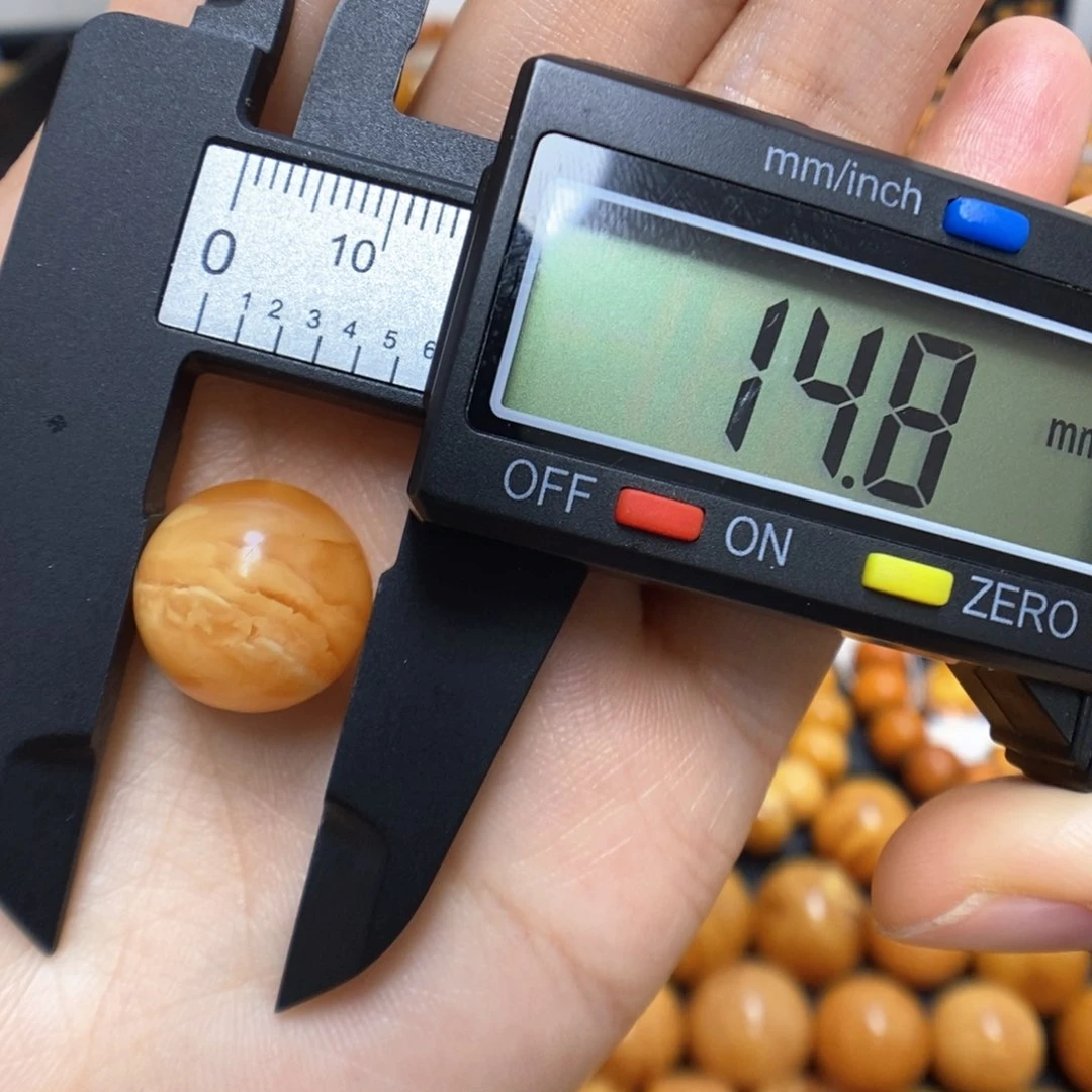 蜜蜡裸石未镶嵌嘻***了配饰