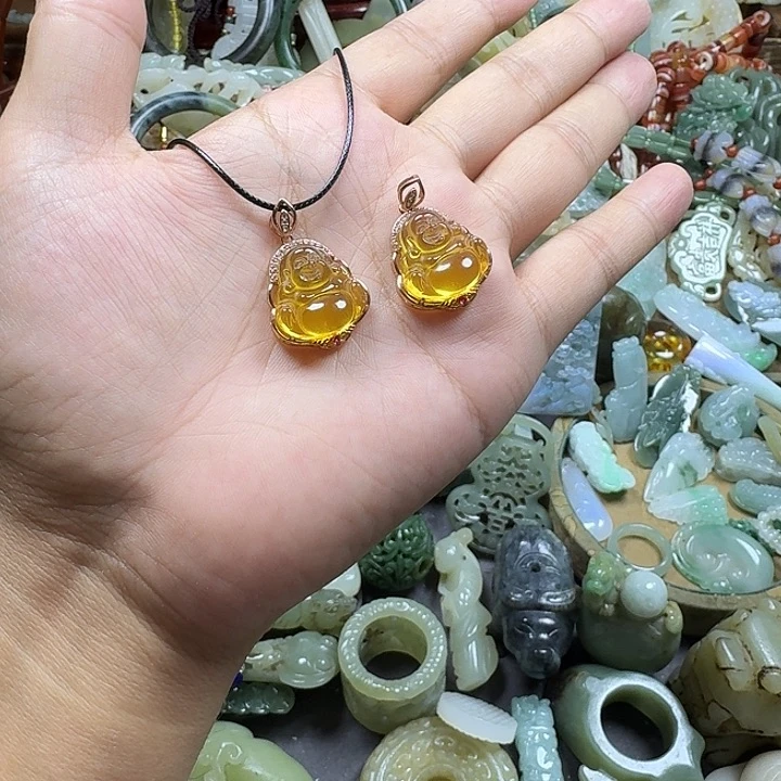 z***o未镶嵌颈饰琥珀888888