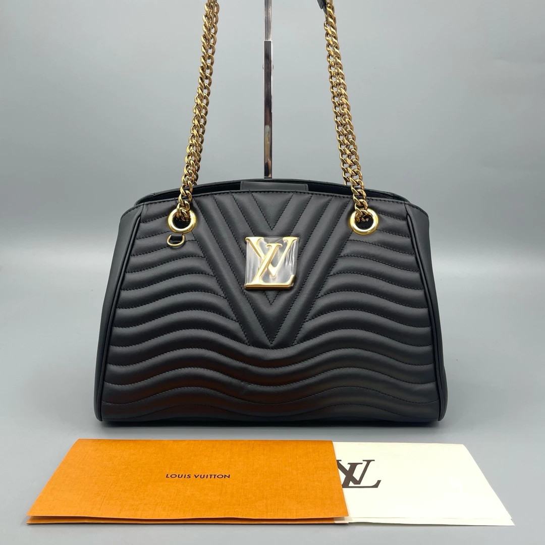 95新 LouisVuitton/路易威登 黑金链条皮牌遗失 18年32*24 A3461