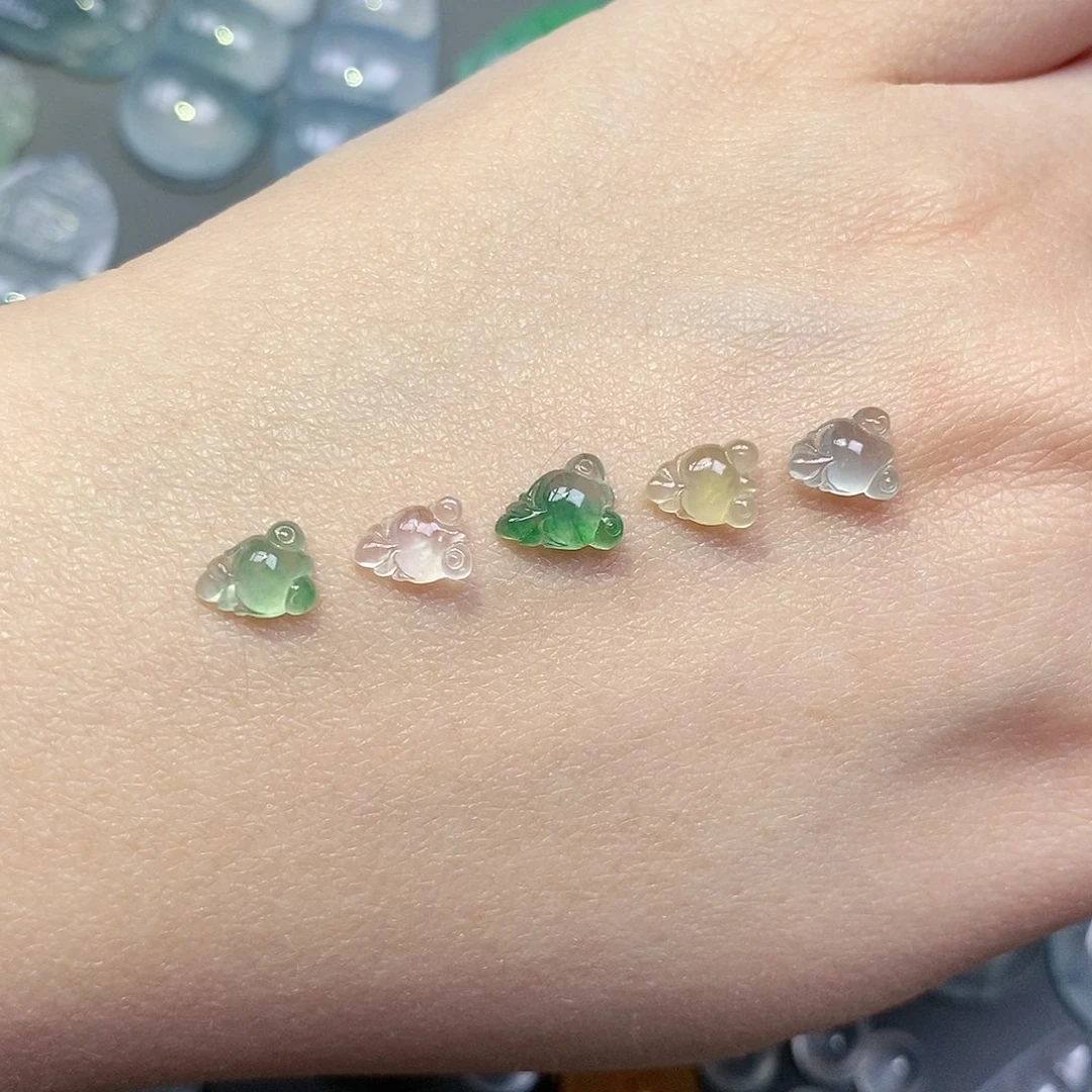 定制翡翠未镶嵌翡翠