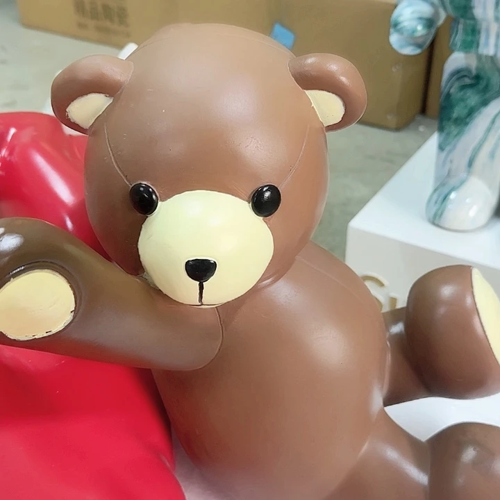 是***呀树脂布朗熊35公分一件