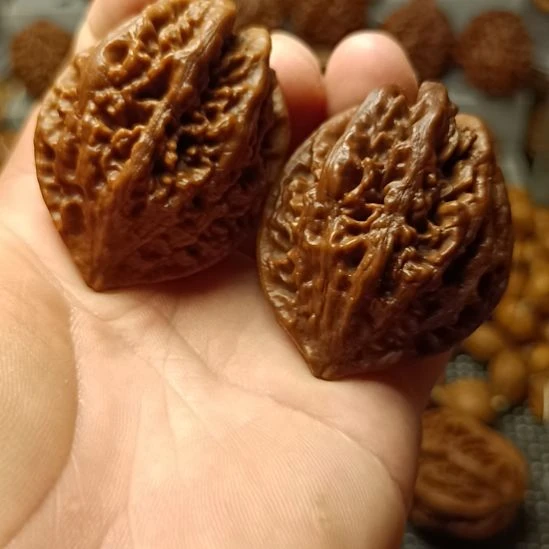 文玩核桃吊坠大楸子核桃1号