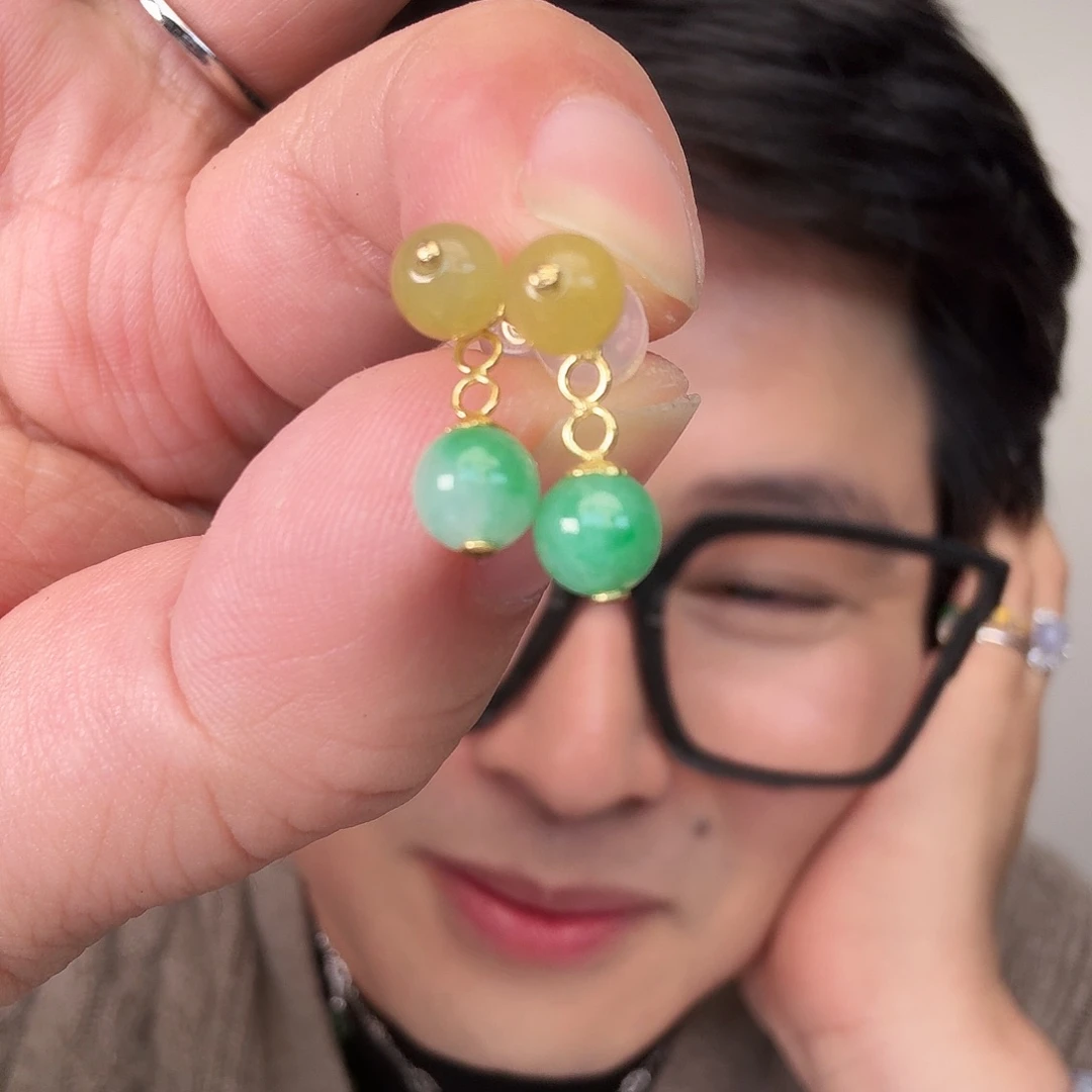 翡翠18K金镶嵌颈饰一对