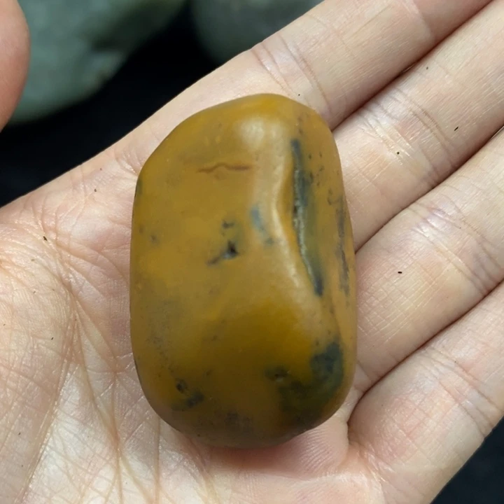 未镶嵌和田玉（糖玉）挂件