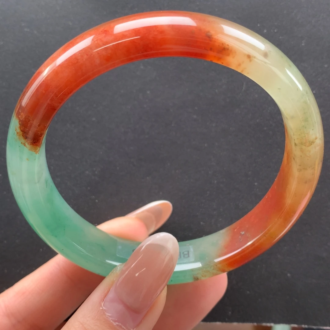 石英质玉未镶嵌手镯