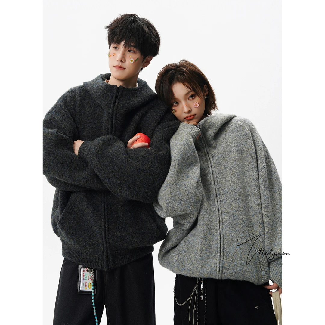 男势美式半高领情侣款连帽针织衫男冬宽松慵懒风纯色保暖毛衣外套