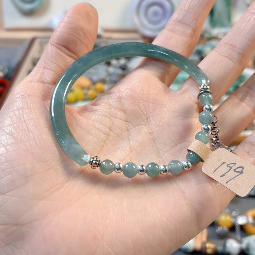 七***安翡翠未镶嵌颈饰手串