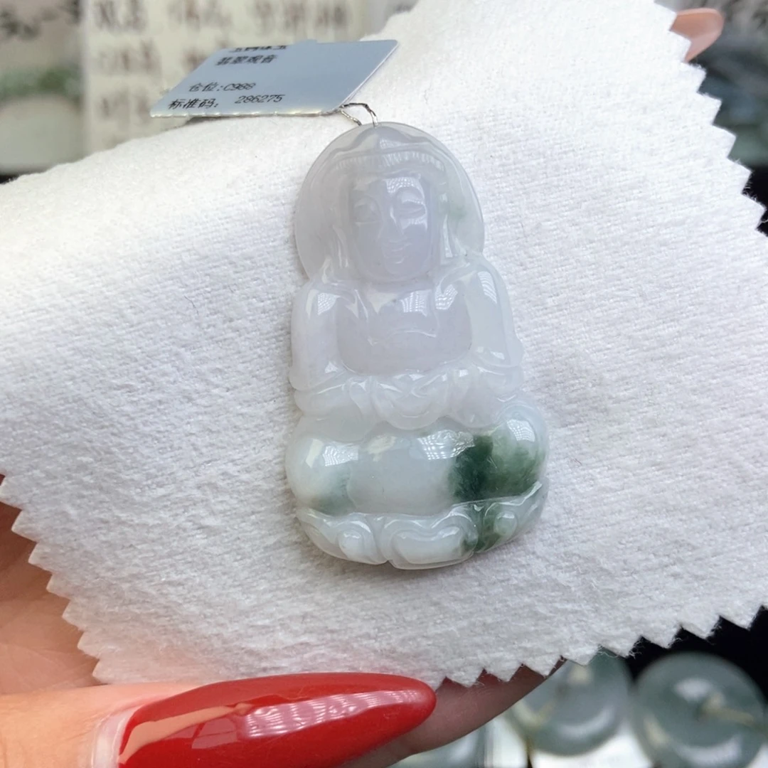 翡翠颈饰未镶嵌观音