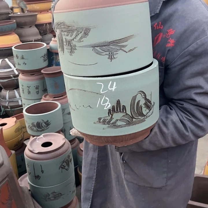 紫砂紫砂花盆和一