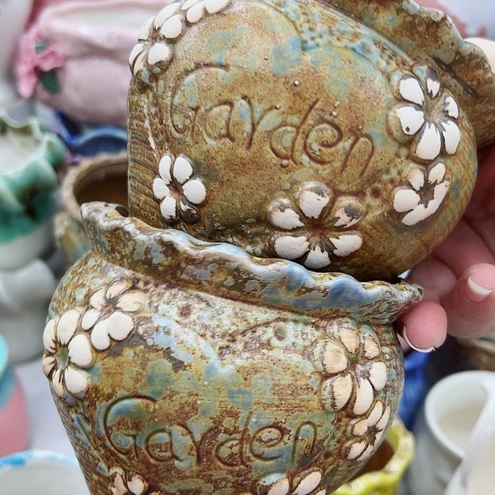 多肉绿植陶瓷花盆9.9包邮，有孔