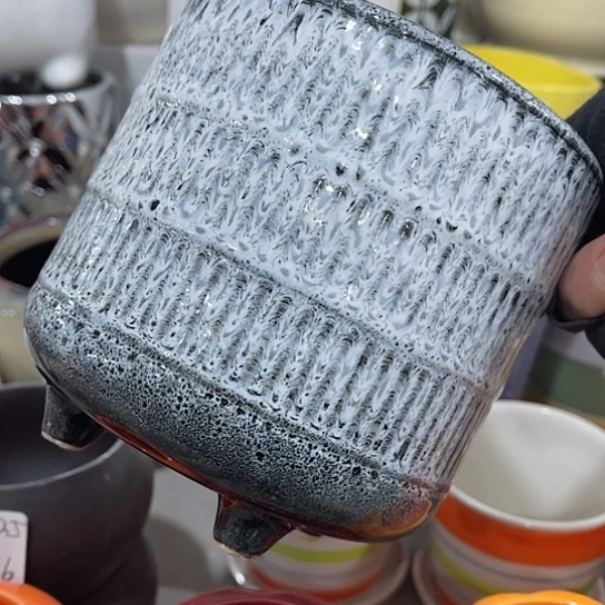 多肉绿植陶瓷花盆9.9包邮，有孔