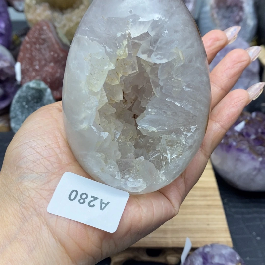 未镶嵌大型摆件（非配饰）水晶