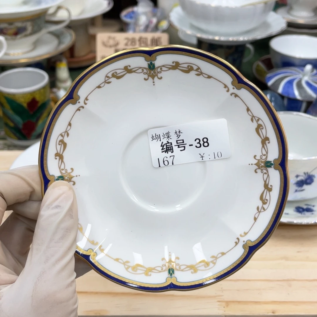 鹿屋家的美丽瓷器蝴*梦