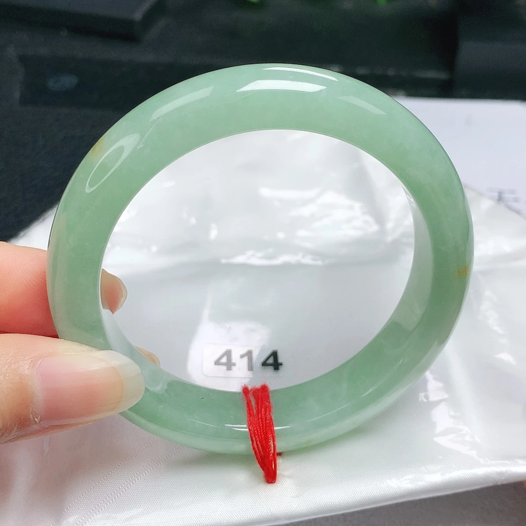 翡翠手镯未镶嵌正