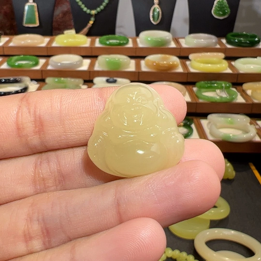 和田玉吊坠未镶嵌新疆若羌冰黄口