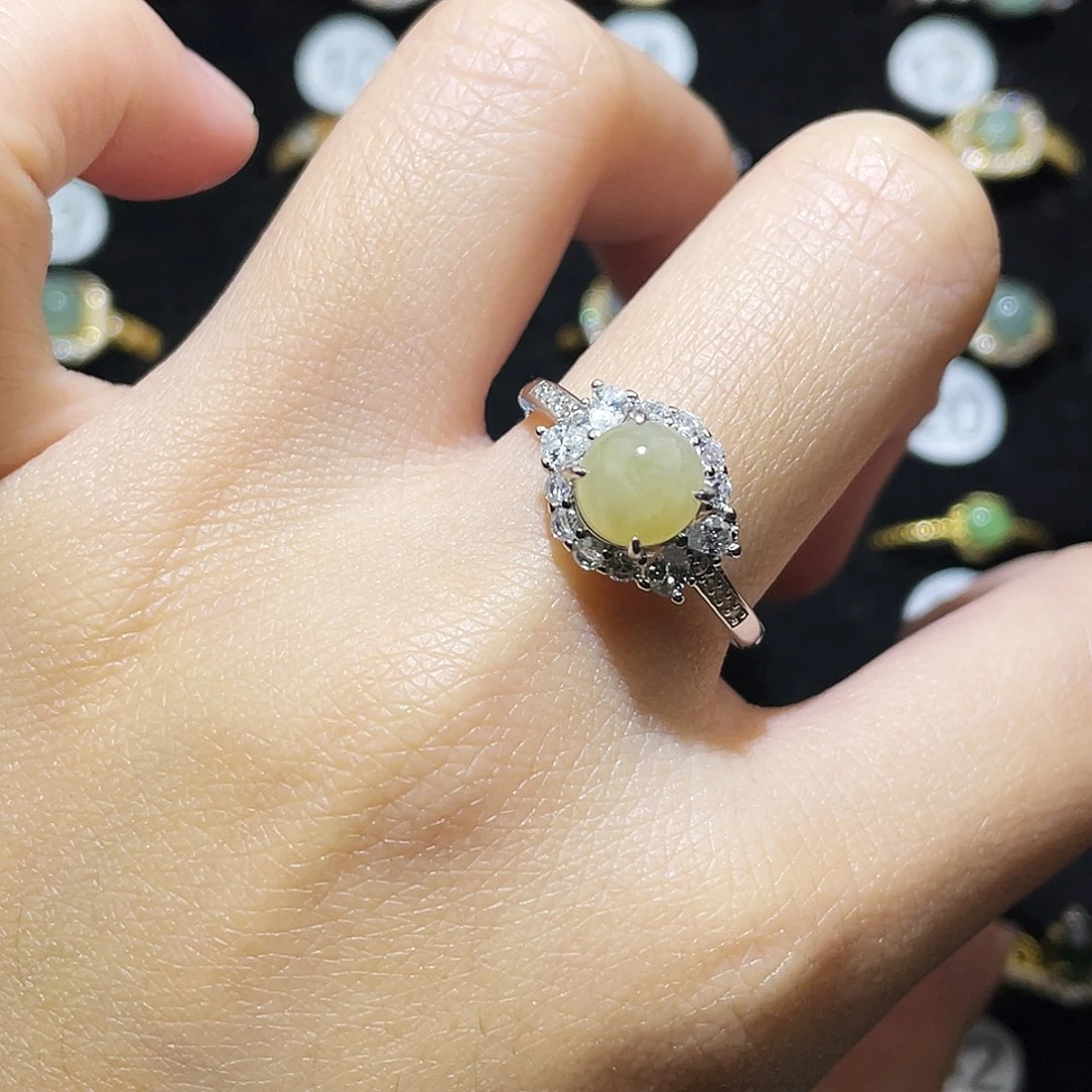 翡翠未镶嵌戒指戒指