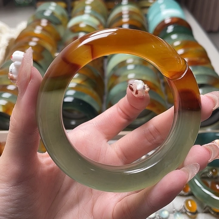 未镶嵌蛇纹石玉手镯56.8