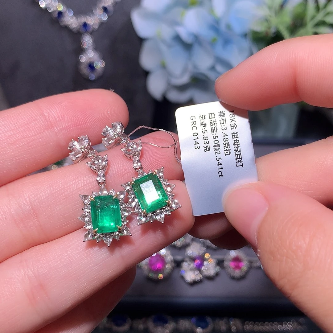 耳钉18K金镶嵌祖母绿