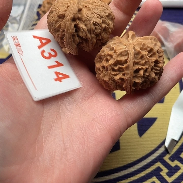文玩核桃把件核桃