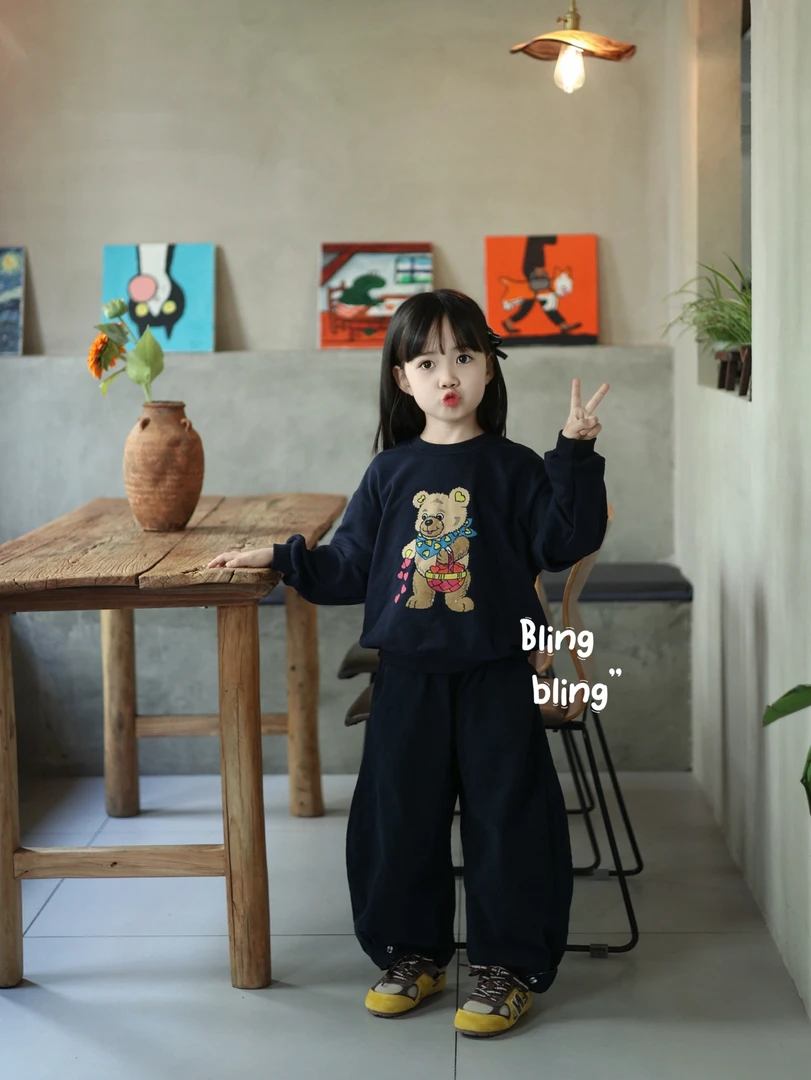 女童套装春秋假两件卫衣休闲裤子两件套女童洋气muji风lulu风2025