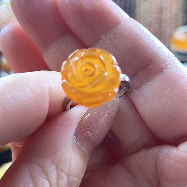 琥珀未镶嵌戒指戒指