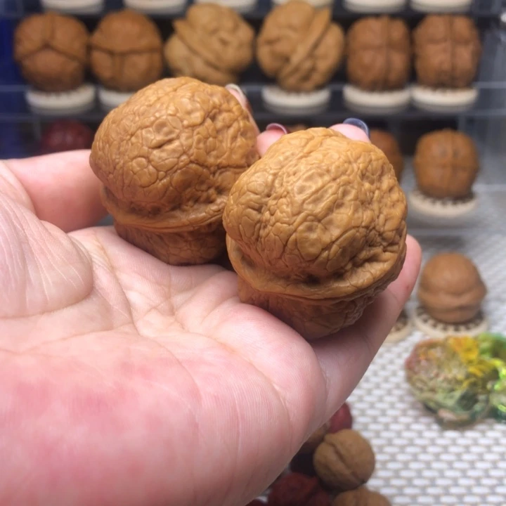 把件文玩核桃78老树方尊43尺