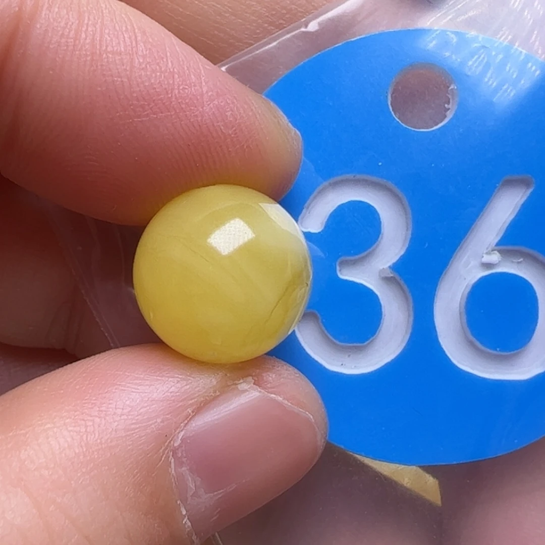 蜜蜡未镶嵌珠宝奇石12.3m m