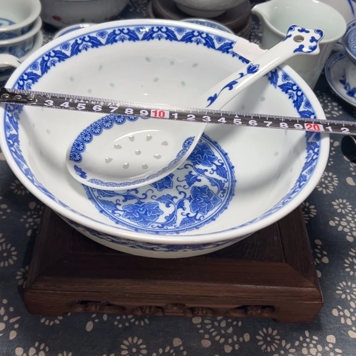 陶青花玲珑8寸牡丹汤碗一个汤勺