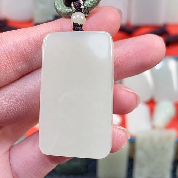【闪购商品】颈饰未镶嵌和田玉
