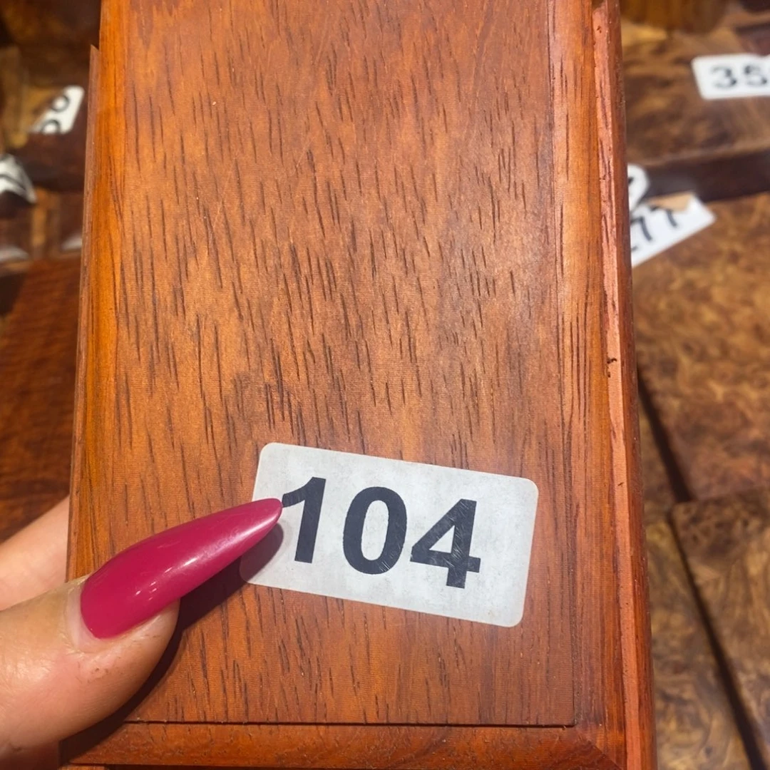 非洲紫檀（红花梨）