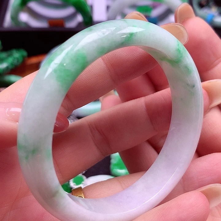 未镶嵌手镯翡翠翡翠手镯