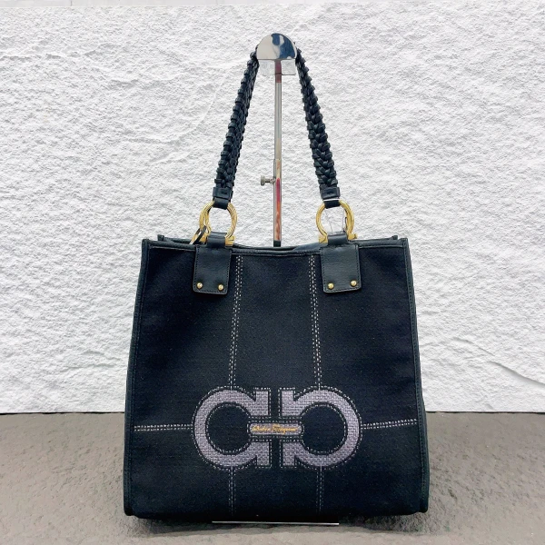 菲拉格慕/包包/31/C18978524735/251016QR0007