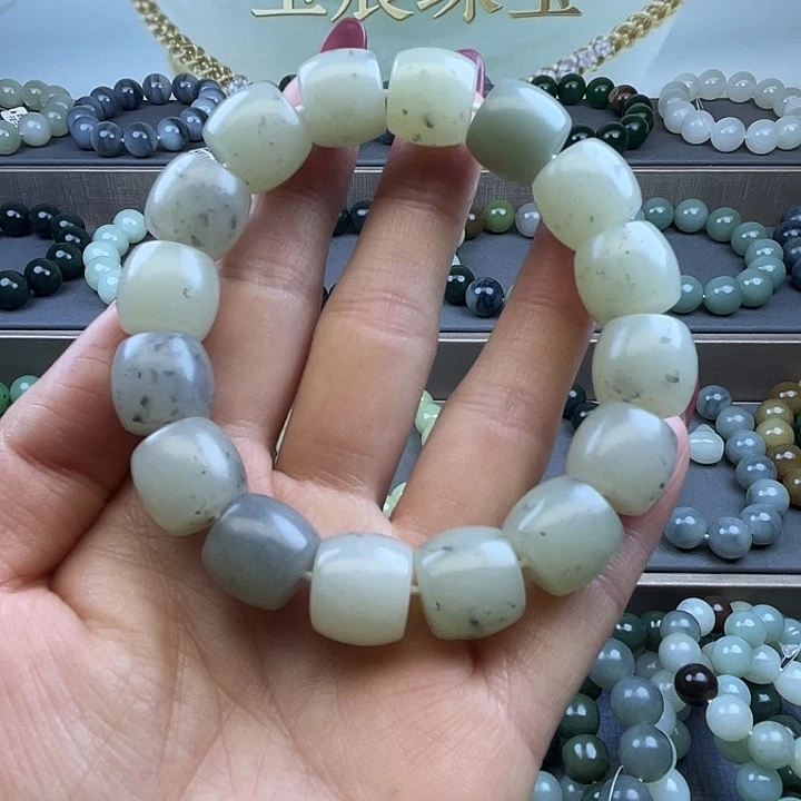 和田玉未镶嵌手链