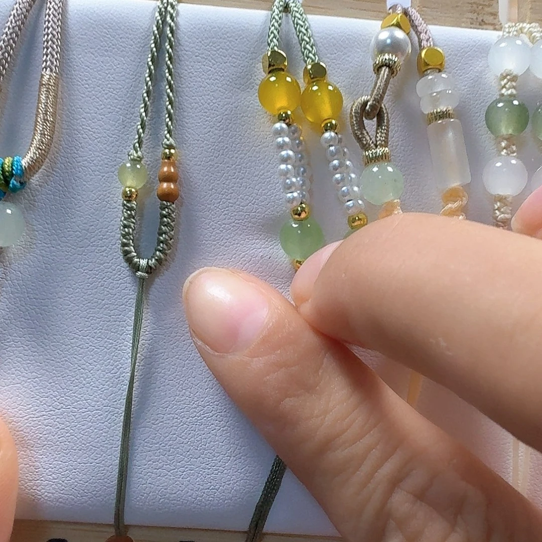 最***.未镶嵌岫玉颈饰精美礼品