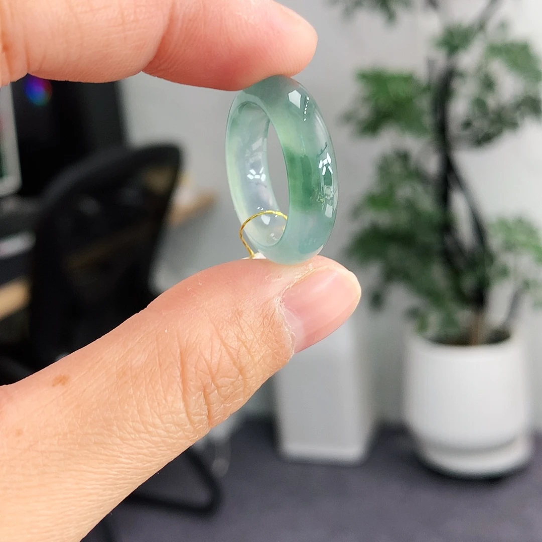 翡翠未镶嵌戒指12号