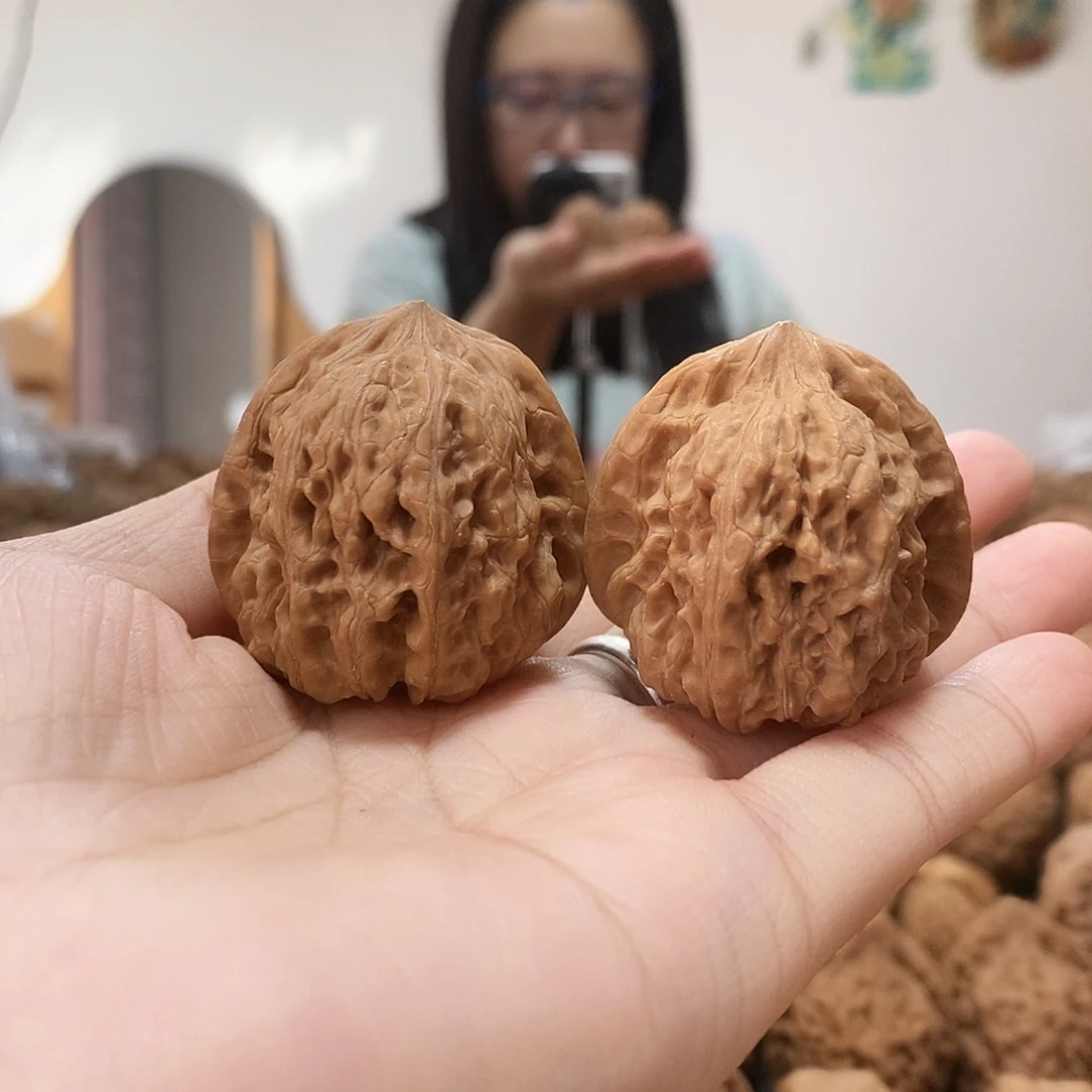 吊坠文玩核桃凹底37