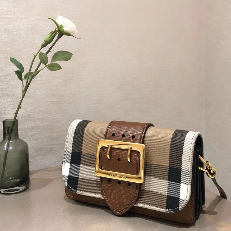 95新 BURBERRY/博柏利 博柏利斜挎包