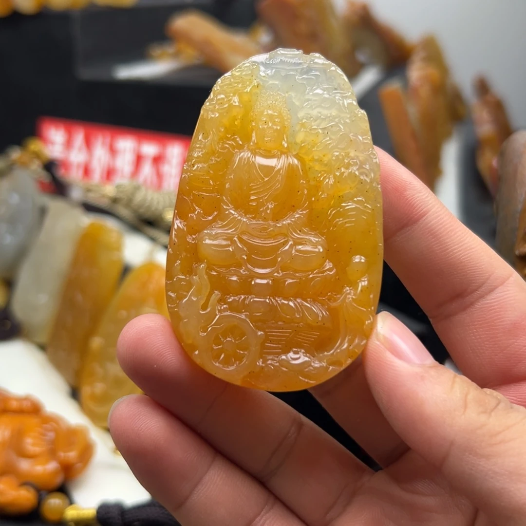 未镶嵌石英质玉（黄龙玉）黄龙玉