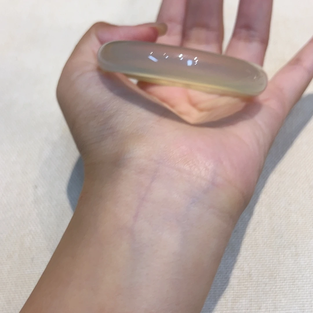 米***米玛瑙/玉髓未镶嵌手镯