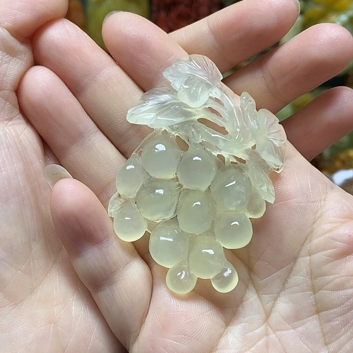 岫玉未镶嵌吊坠(赠链)