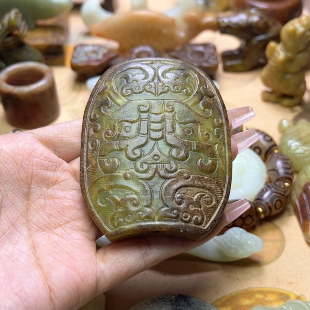 【闪购商品】蛇纹石玉颈饰未镶嵌