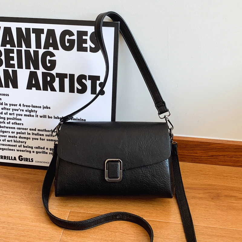 高级质感包包今年流行软皮包包2025新款单肩斜挎包休闲法棍包包女